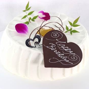 シフォンケーキ　プレーン　デコレーション